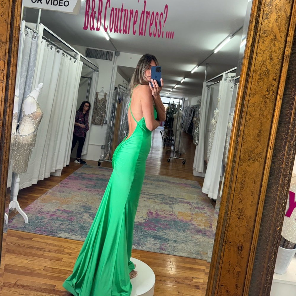 Kelly Green Jessica Angel